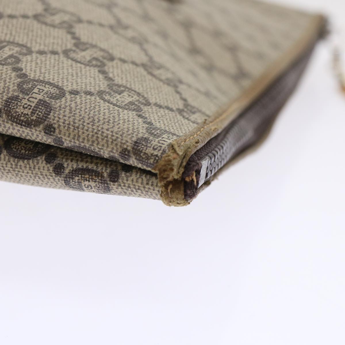 GUCCI GG Plus Canvas Clutch Bag PVC Leather Beige ep1039