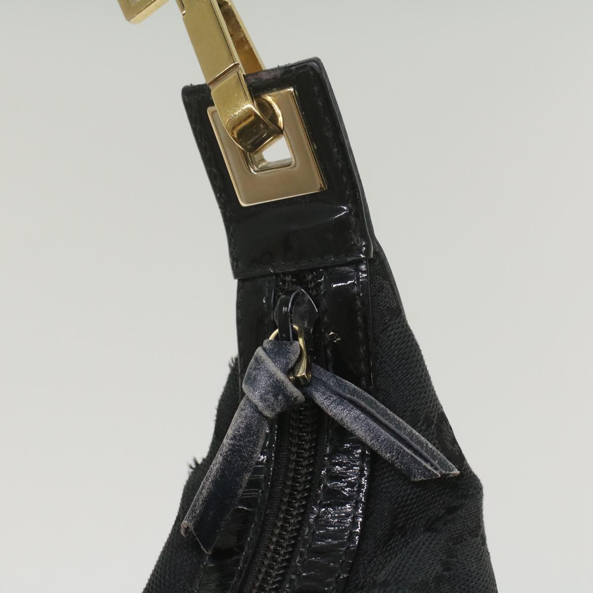 GUCCI GG Canvas Shoulder Bag Black 001 4204 ep1925