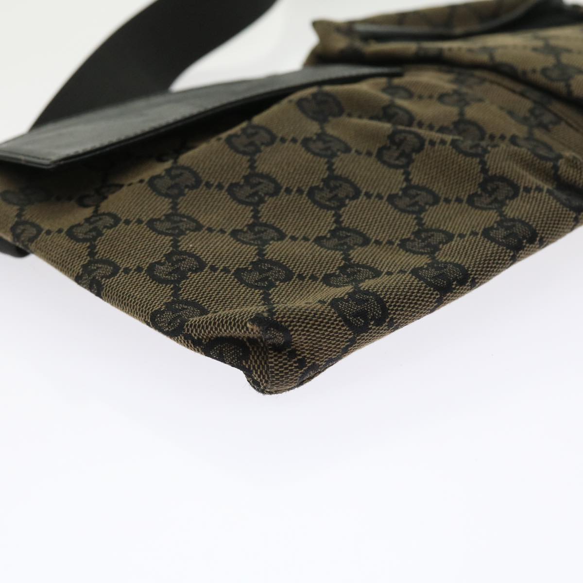 GUCCI GG Canvas Waist bag Brown 018 1621 ep1967
