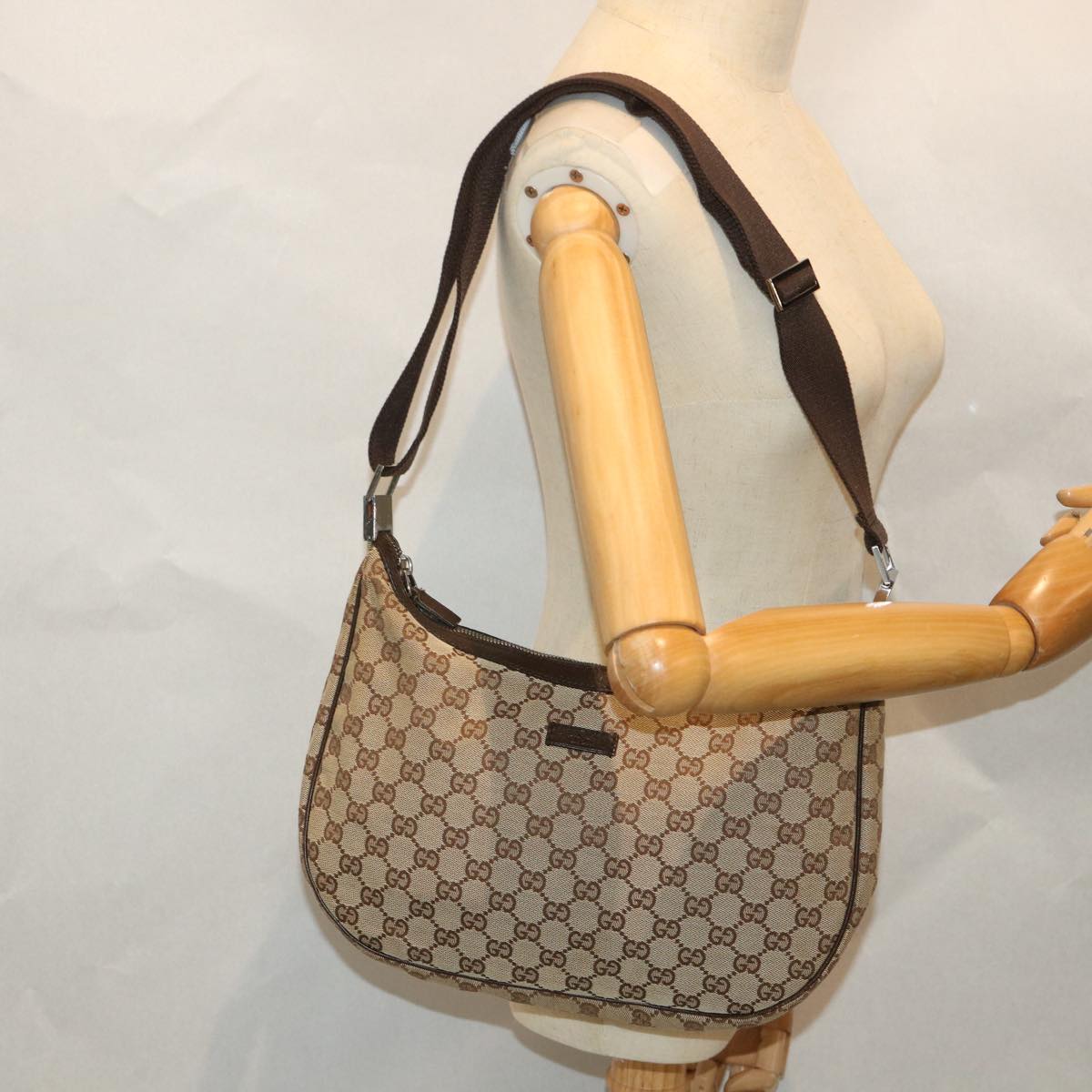 GUCCI GG Canvas Shoulder Bag Beige 122790 ep2072