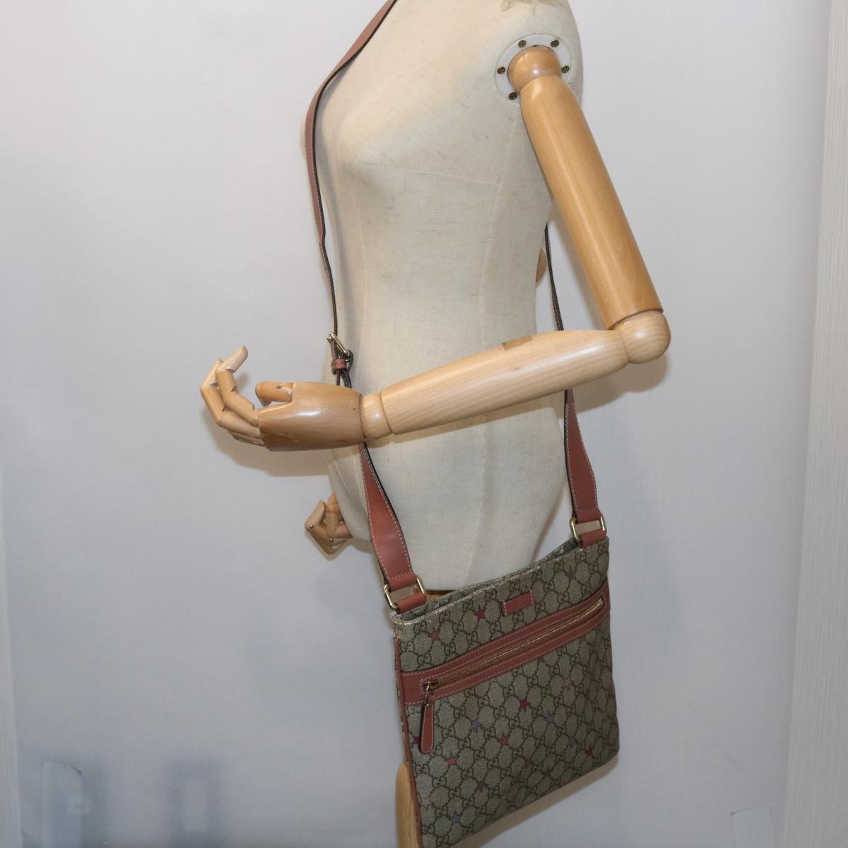 GUCCI GG Supreme Shoulder Bag PVC Leather Beige 295257 ep2196