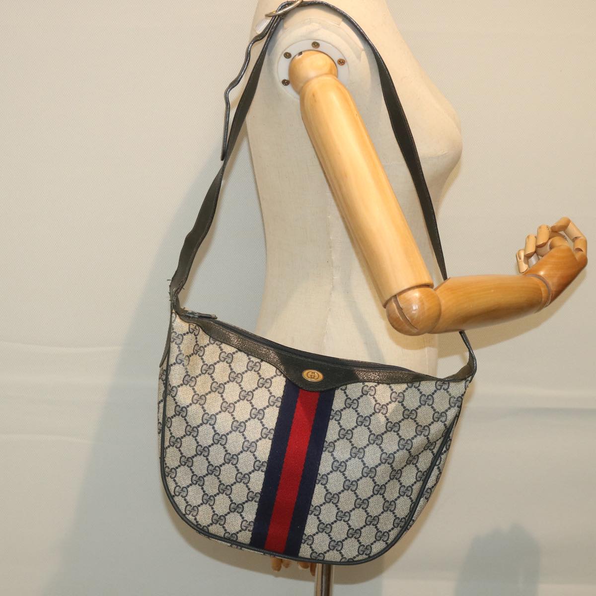 GUCCI GG Supreme Sherry Line Shoulder Bag Red Navy Gray 10 02 008 ep2200