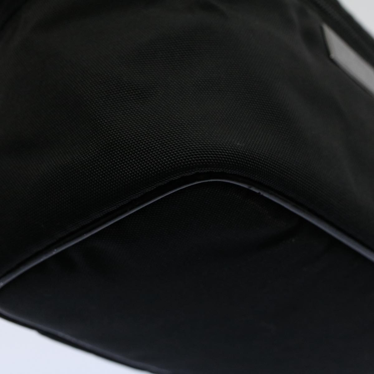 GUCCI Vanity Cosmetic Pouch Nylon Canvas Black 039 0951 ep2207