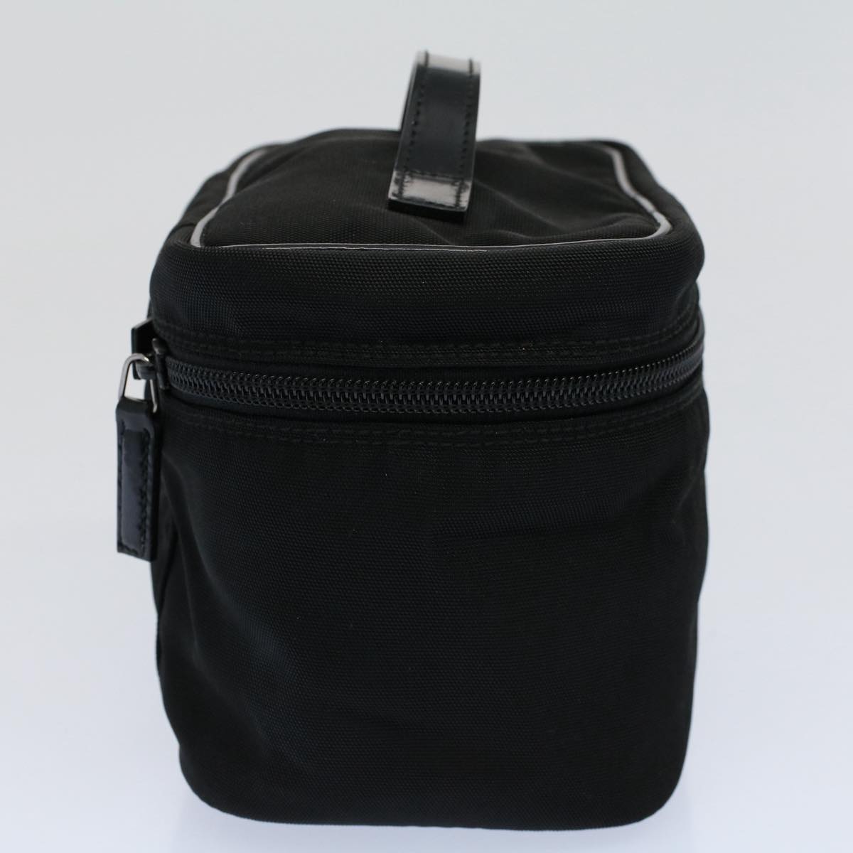 GUCCI Vanity Cosmetic Pouch Nylon Canvas Black 039 0951 ep2207
