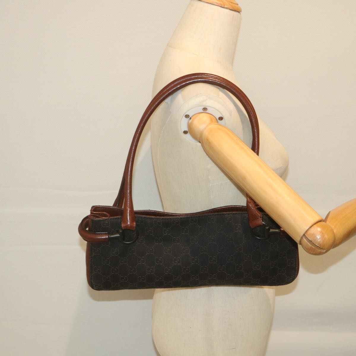 GUCCI GG Canvas Shoulder Bag Brown 101345 ep2216