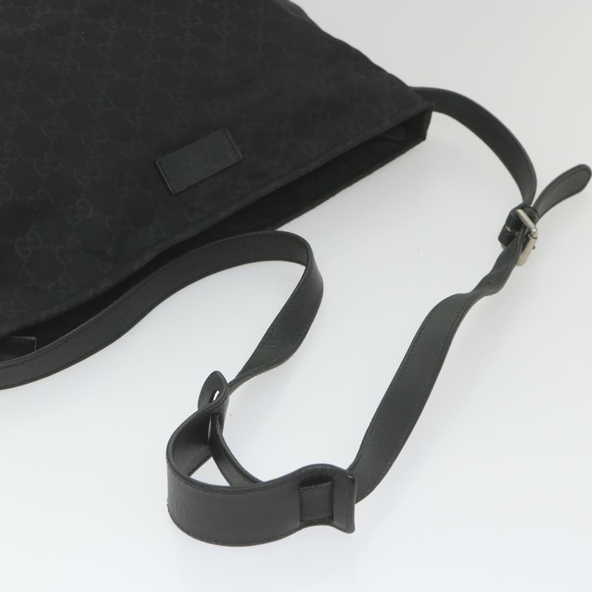 GUCCI GG Canvas Shoulder Bag Black 308840 ep2303