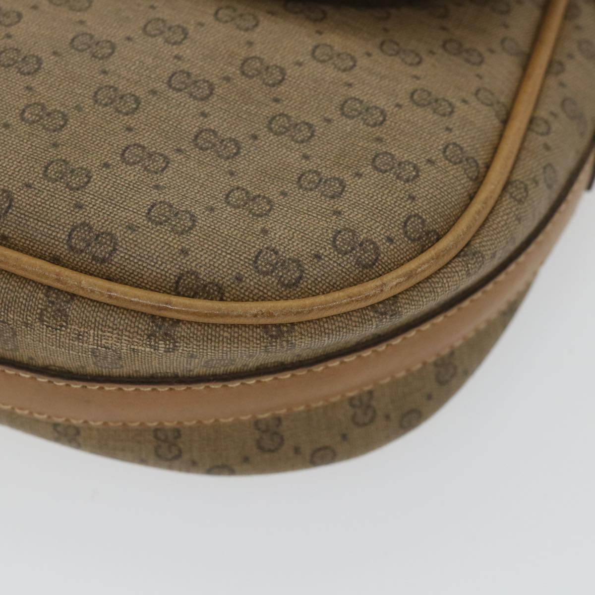GUCCI Micro GG Supreme Shoulder Bag PVC Leather Beige ep2305