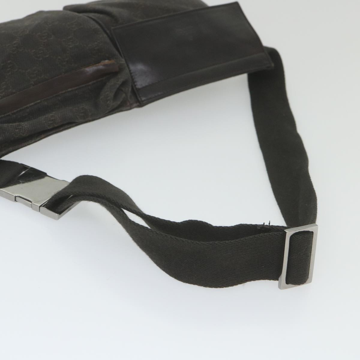 GUCCI GG Canvas Waist bag Black 28566 ep2433