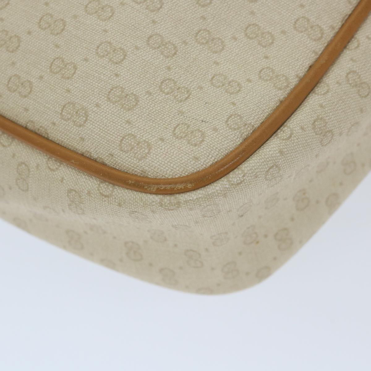 GUCCI Micro GG Supreme Shoulder Bag PVC Leather White ep2442