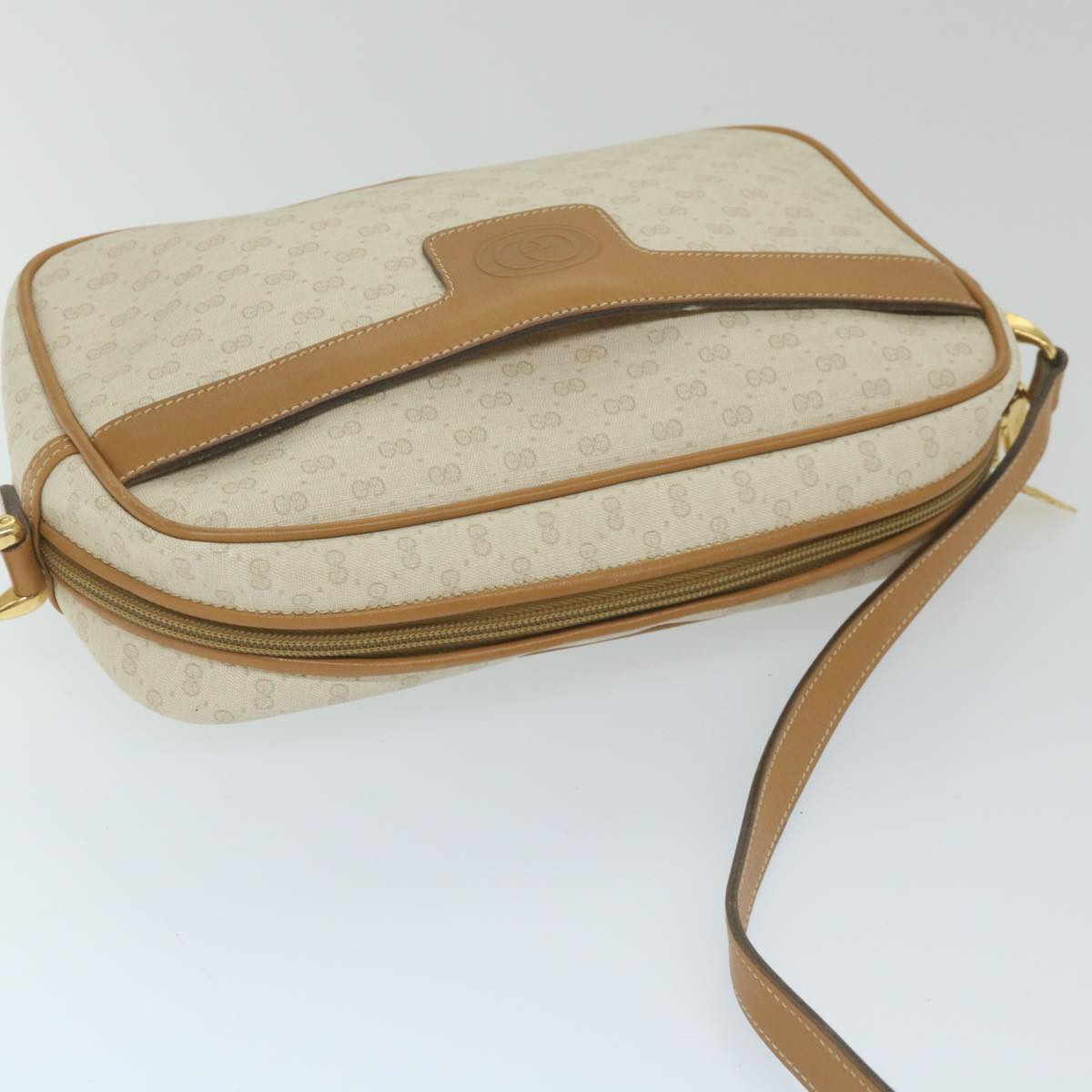 GUCCI Micro GG Supreme Shoulder Bag PVC Leather White ep2442