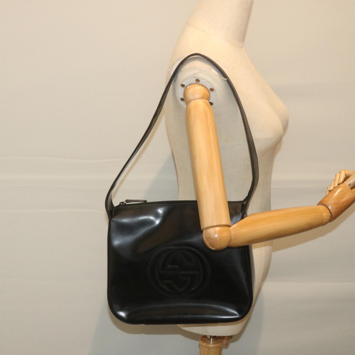 GUCCI Shoulder Bag Leather Black 001 1364 1703 ep2484