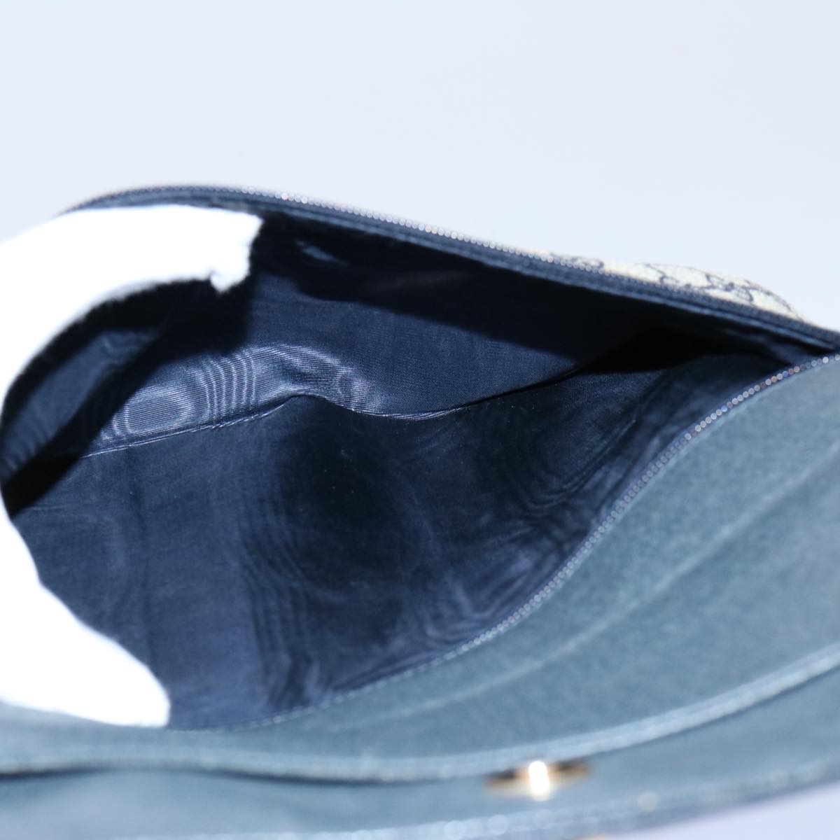 GUCCI GG Supreme Clutch Bag PVC Leather Navy 89 02 075 ep2500