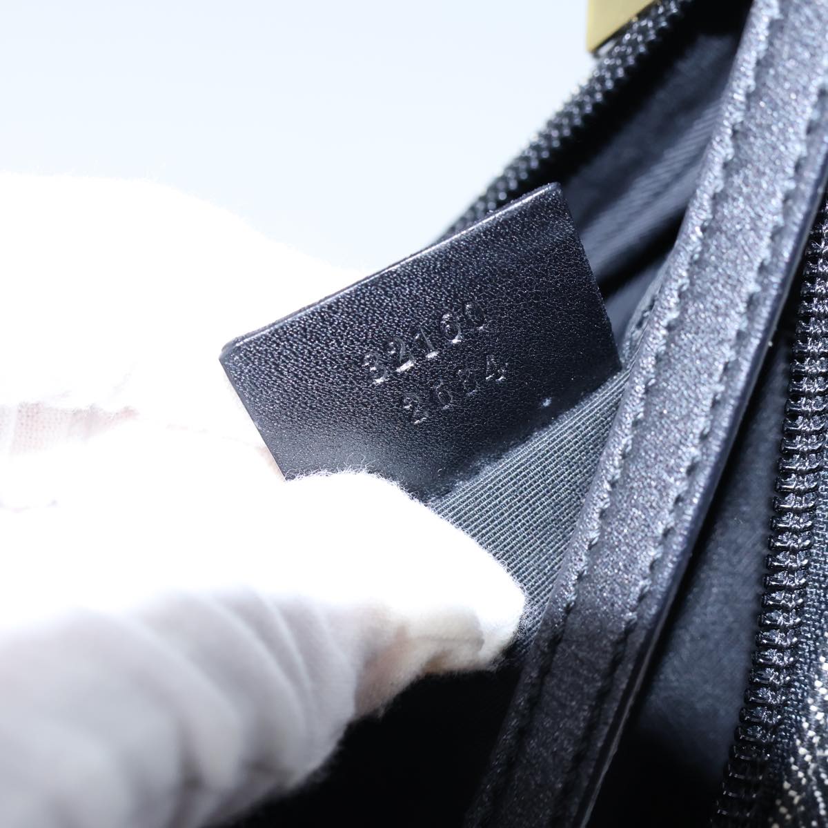 GUCCI GG Canvas Hand Bag Black ep3704