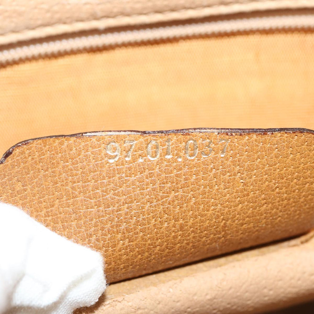 GUCCI GG Supreme Clutch Bag PVC White 97 01 037 ep4041