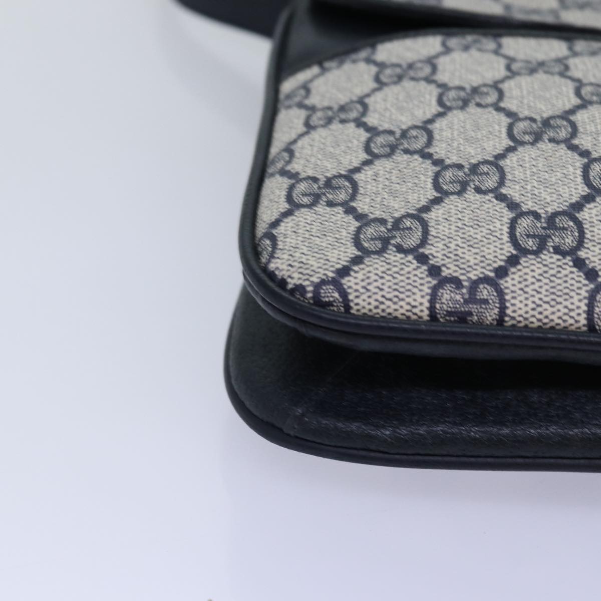 GUCCI GG Supreme Shoulder Bag PVC Navy ep4236