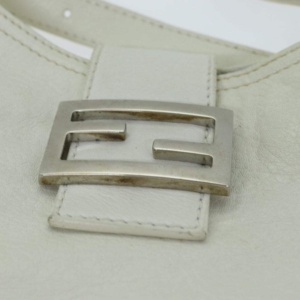 FENDI Mamma Baguette Shoulder Bag Leather White ep4700