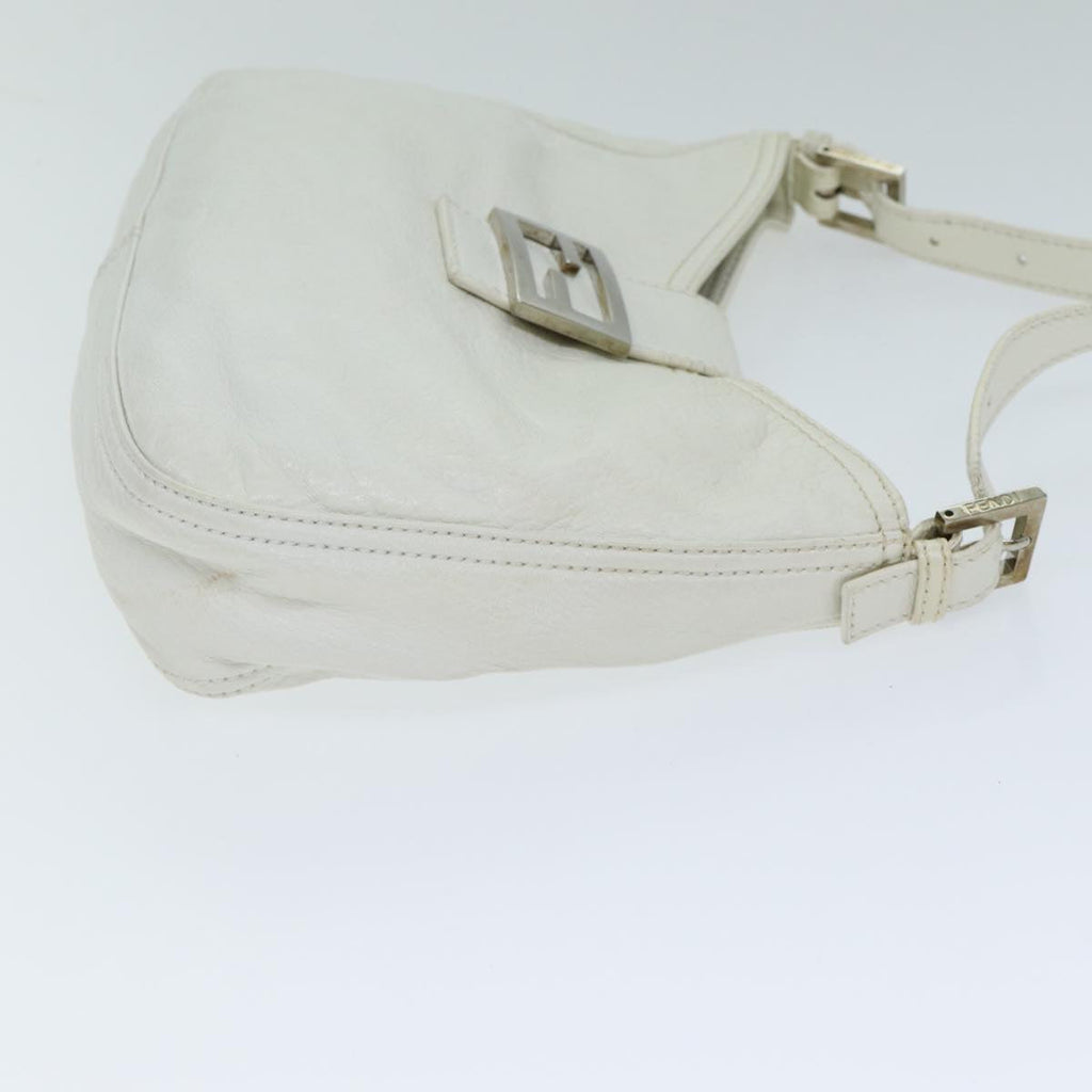 FENDI Mamma Baguette Shoulder Bag Leather White ep4700