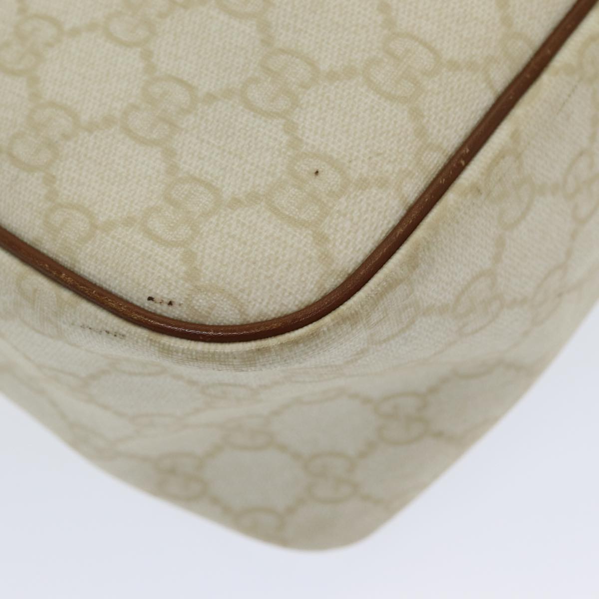 GUCCI GG Supreme Shoulder Bag PVC Leather White ep5061