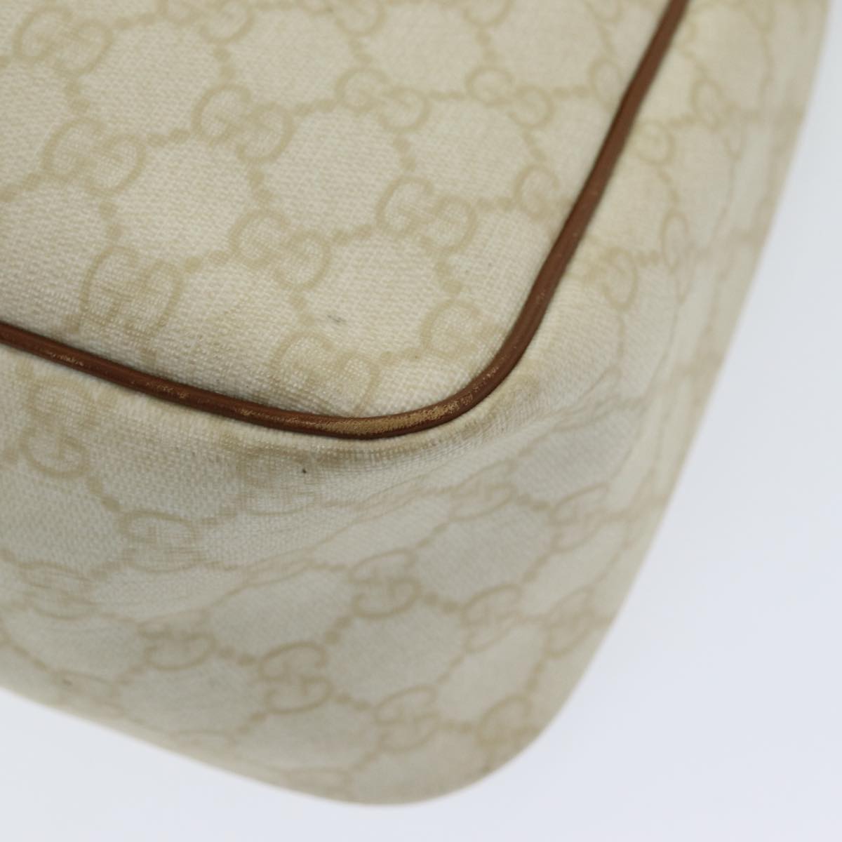 GUCCI GG Supreme Shoulder Bag PVC Leather White ep5061