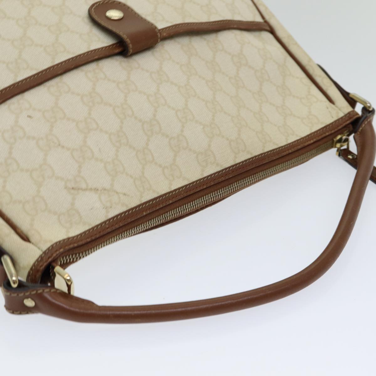GUCCI GG Supreme Shoulder Bag PVC Leather White ep5061