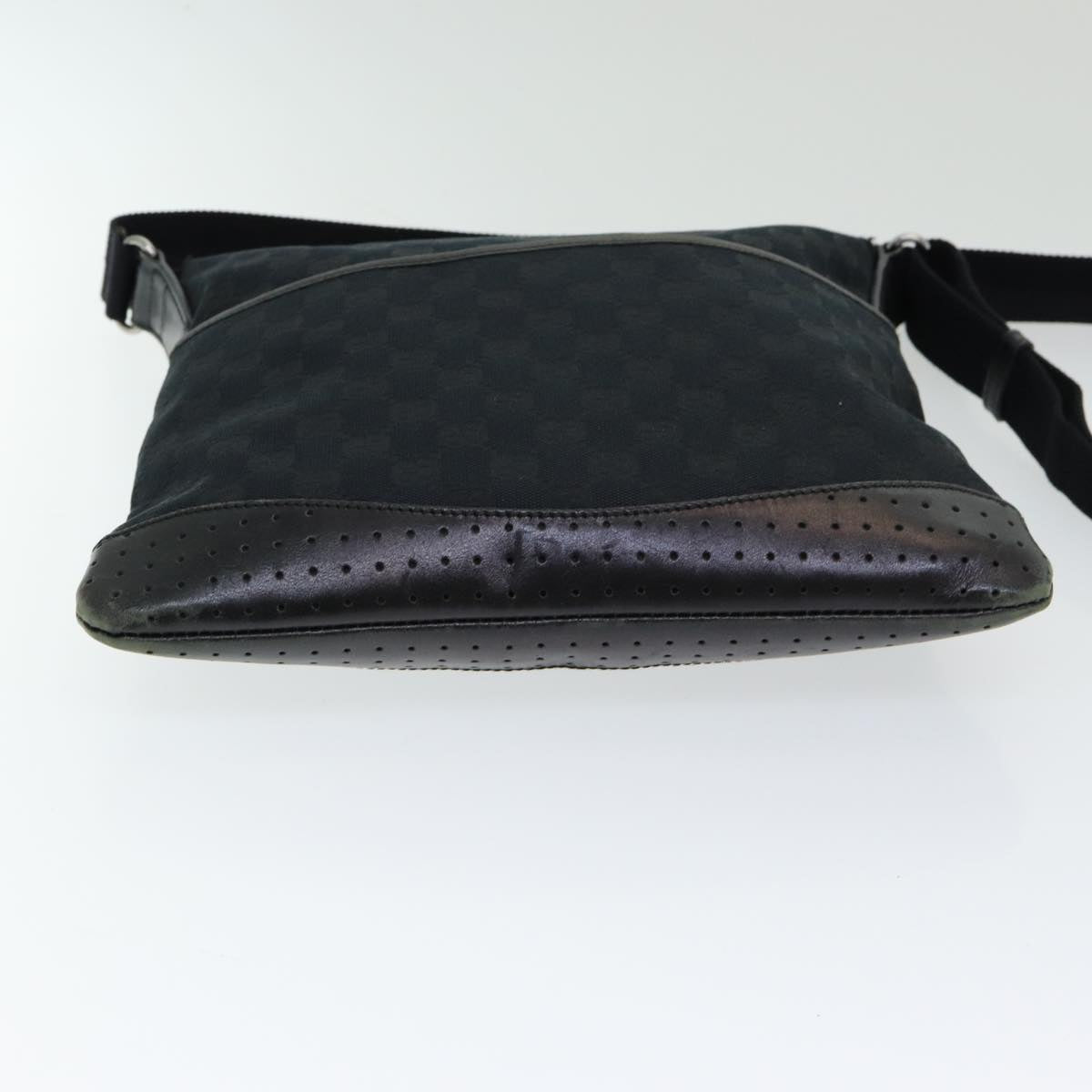 GUCCI GG Canvas Shoulder Bag Black 145857 ep5062