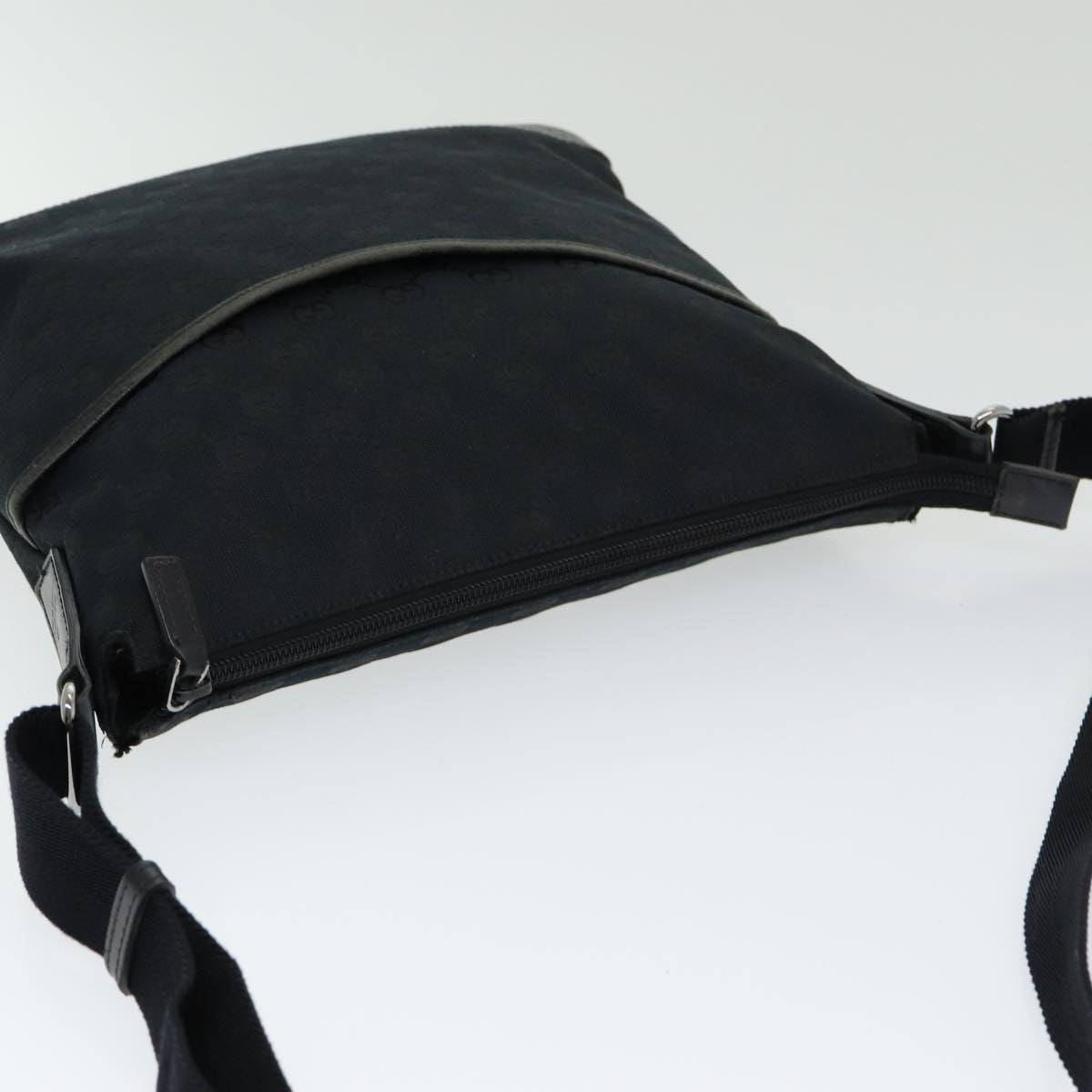 GUCCI GG Canvas Shoulder Bag Black 145857 ep5062