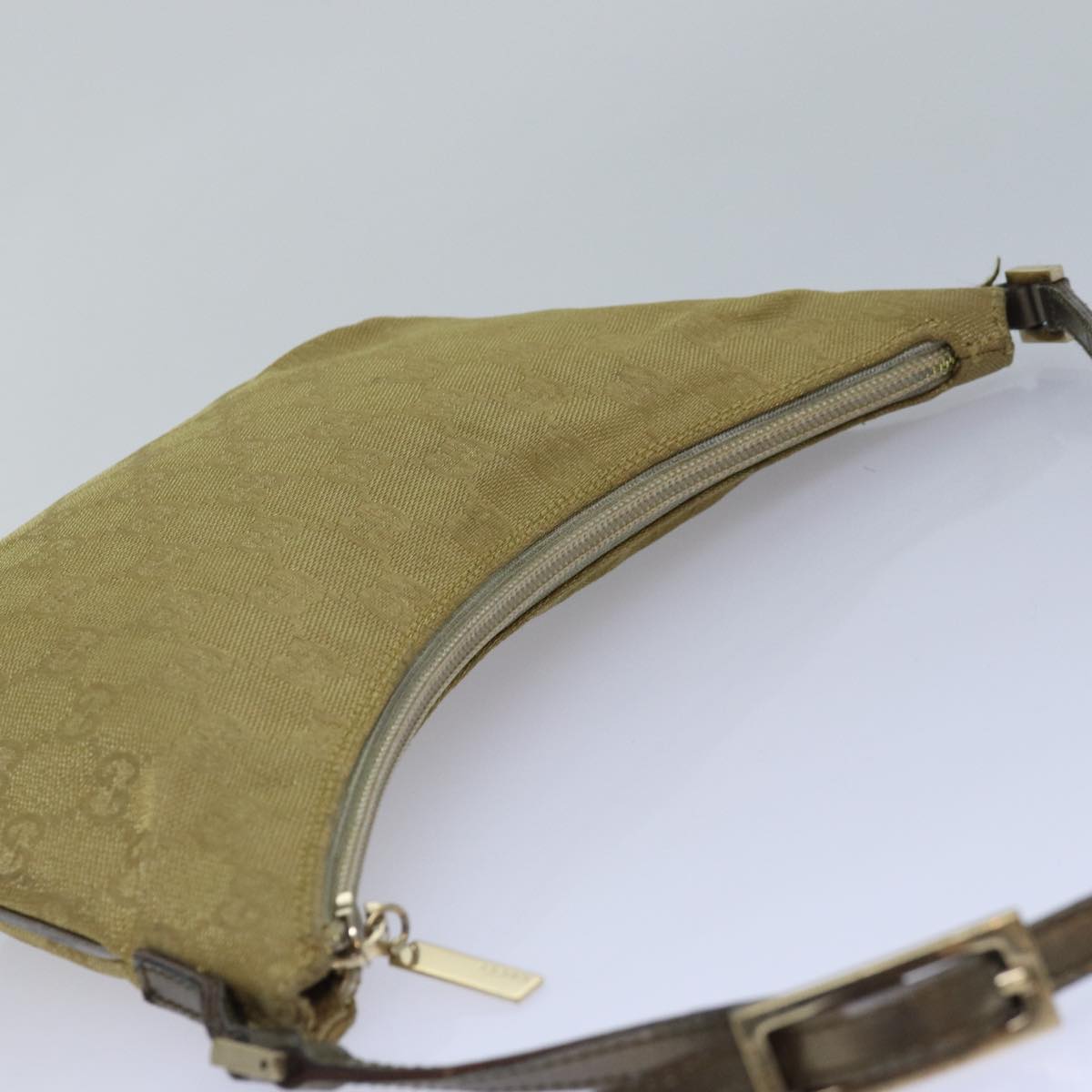 GUCCI GG Canvas Shoulder Bag Gold 005 0813 3444 ep5086