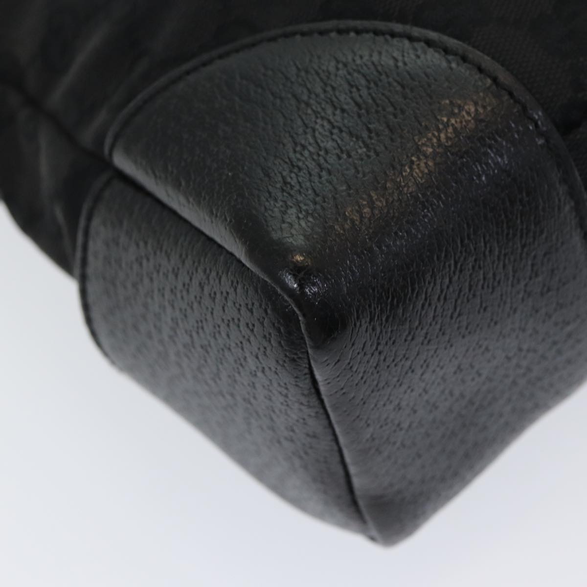 GUCCI GG Canvas Shoulder Bag Black ep5103