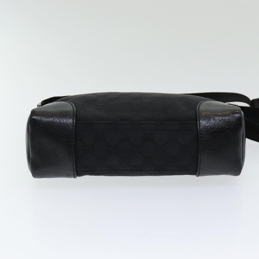 GUCCI GG Canvas Shoulder Bag Black ep5103