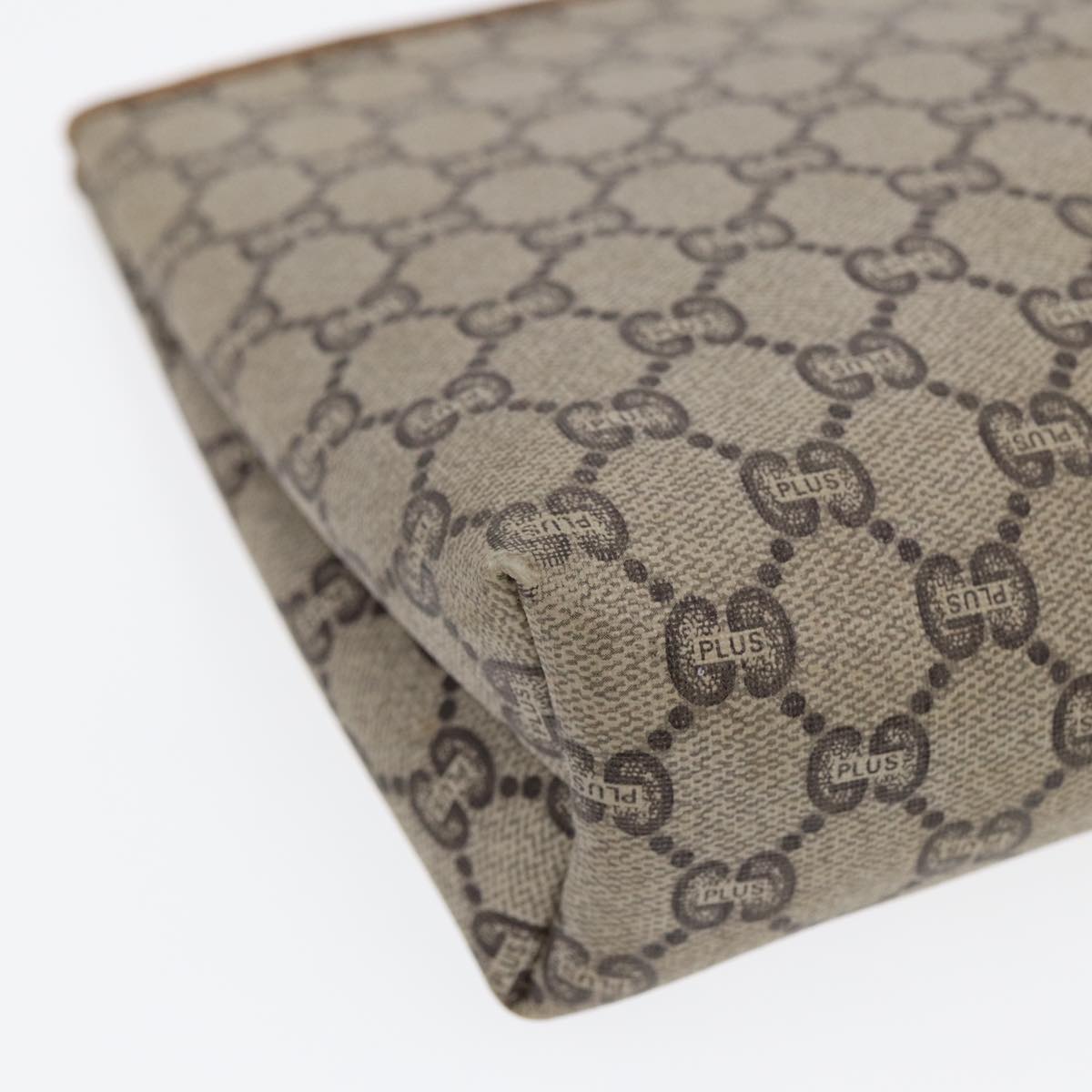 GUCCI GG Plus Supreme Clutch Bag PVC Beige ep5235