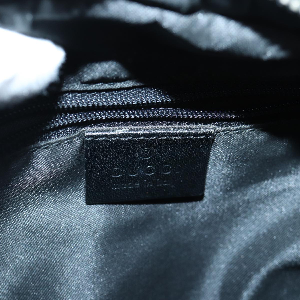 GUCCI GG Canvas Shoulder Bag Silver Black 001 3341 3444 ep5244