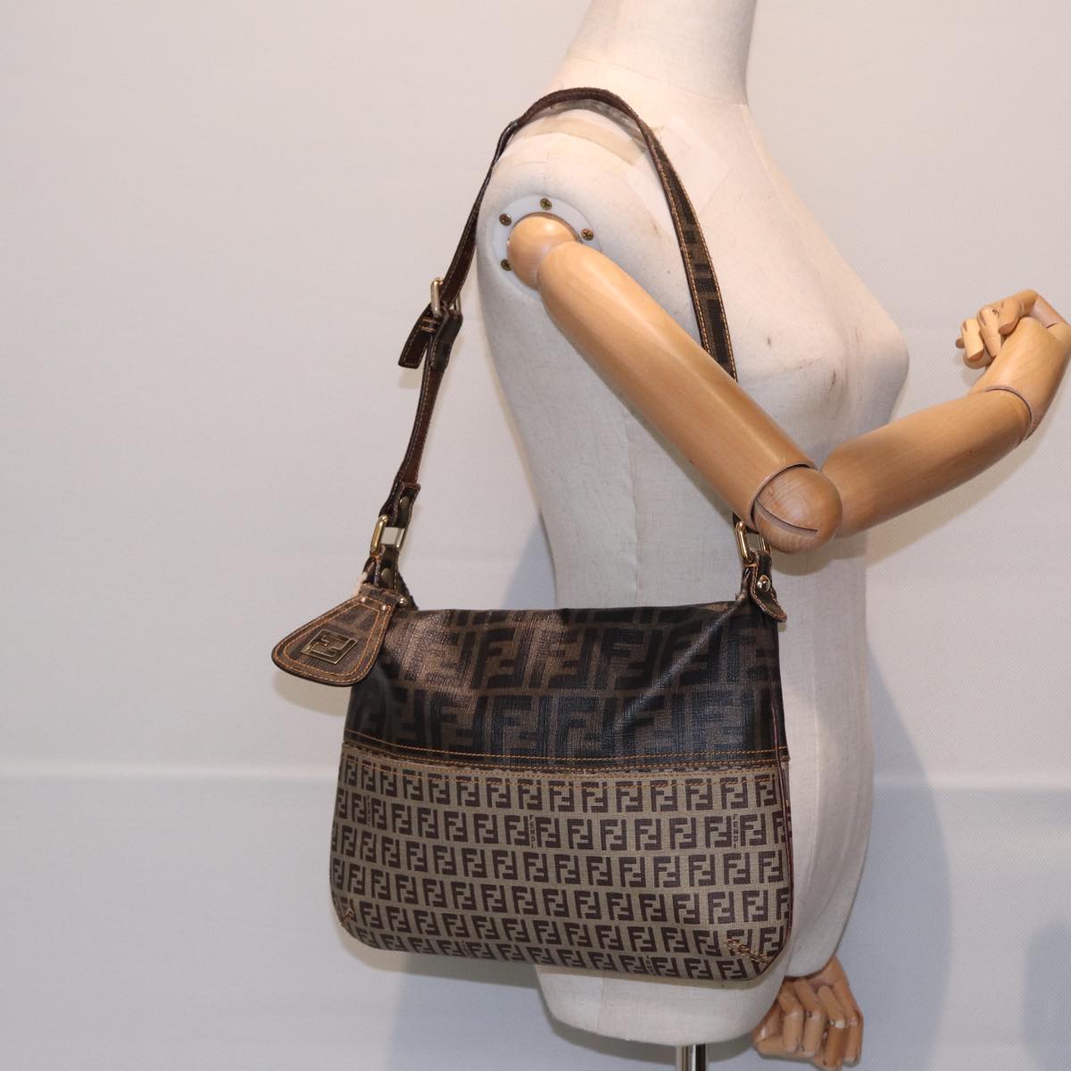 FENDI Zucca Canvas Shoulder Bag Brown Black gold ep5455