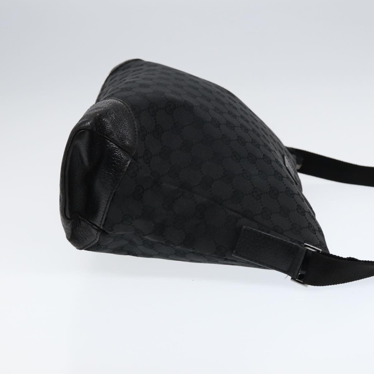GUCCI GG Canvas Shoulder Bag Black Silver 110054 ep5541