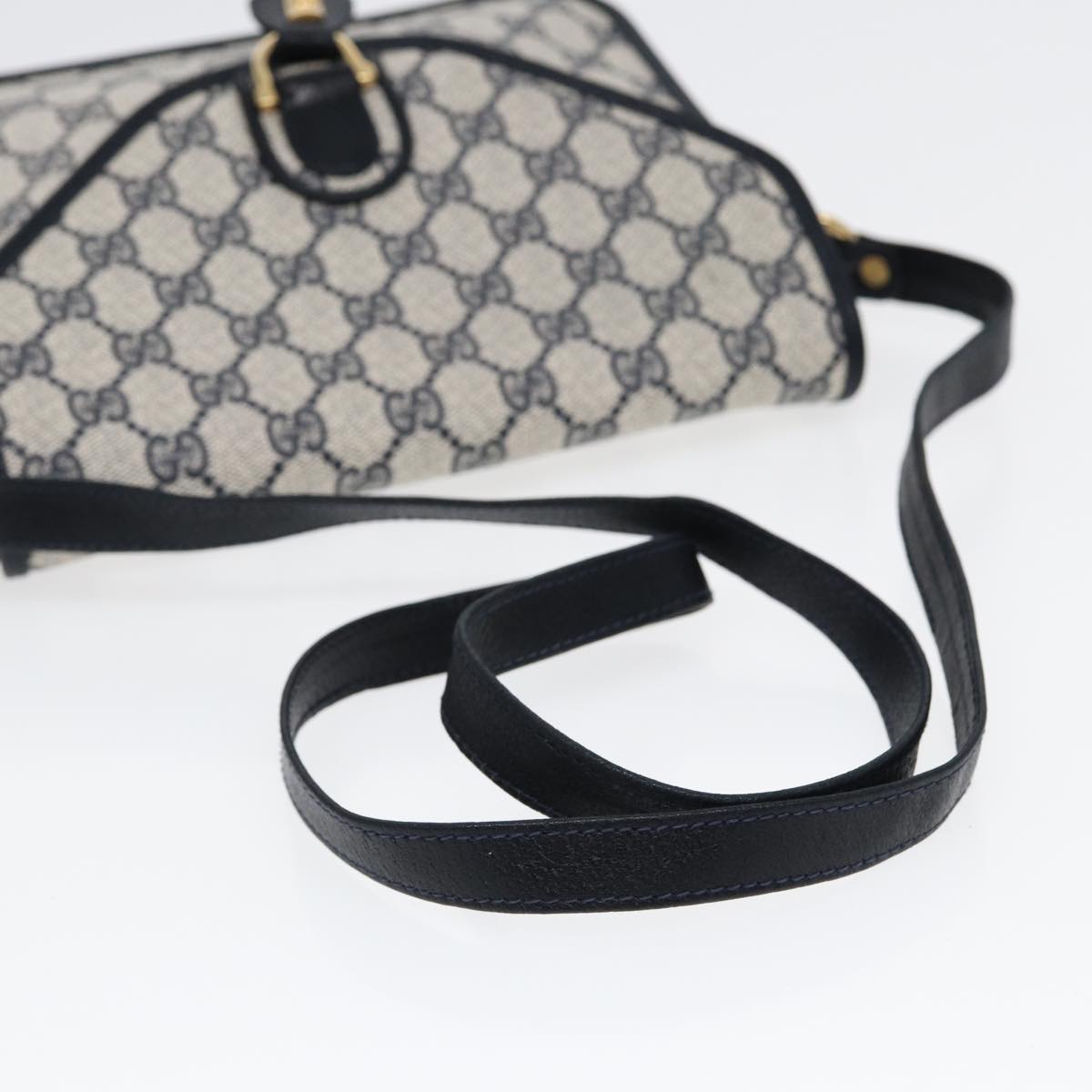 GUCCI GG Supreme Shoulder Bag PVC Navy Gold ep5618