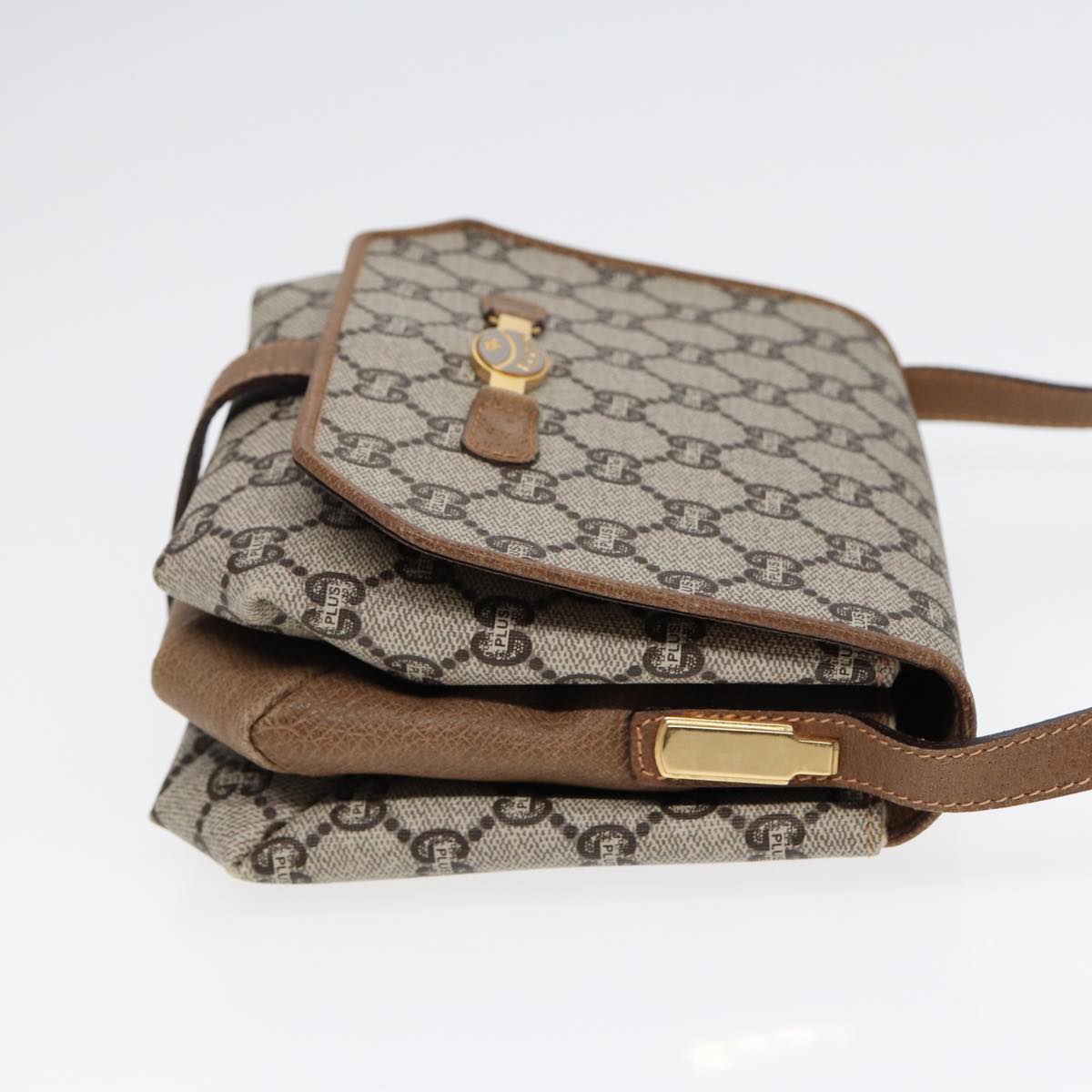GUCCI GG Plus Supreme Shoulder Bag PVC Beige Gold ep5678