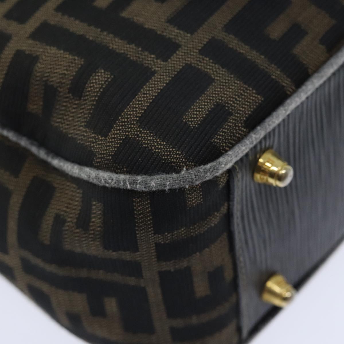 FENDI Zucca Canvas Hand Bag Brown Black ep5979
