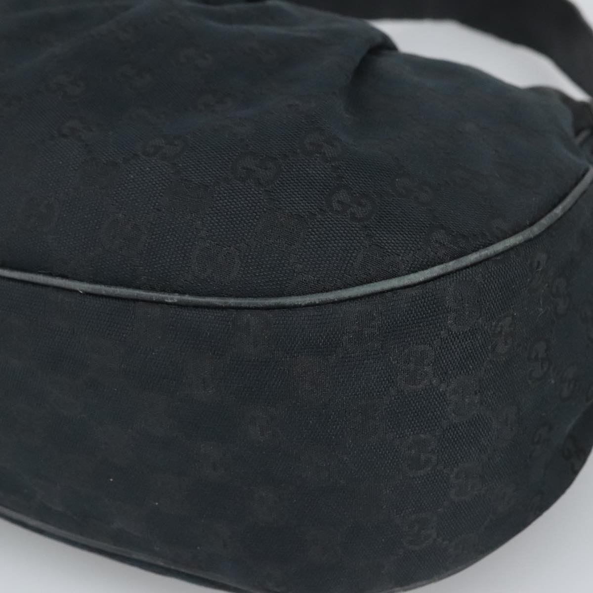 GUCCI GG Canvas Shoulder Bag Black Gold 232955 ep6310