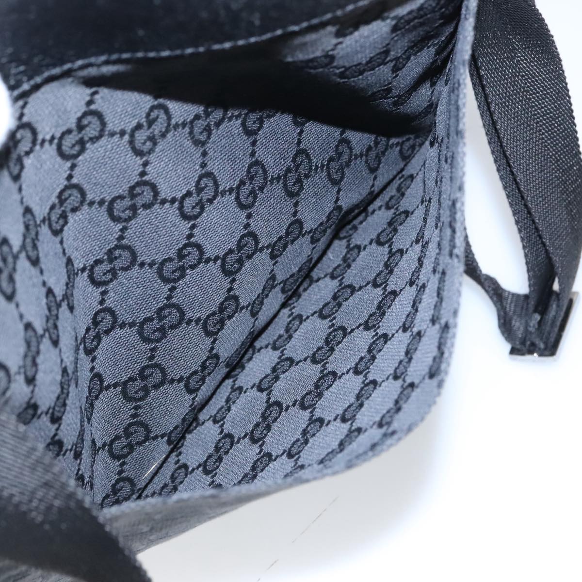 GUCCI GG Canvas Shoulder Bag Black Silver 27639 ep6499