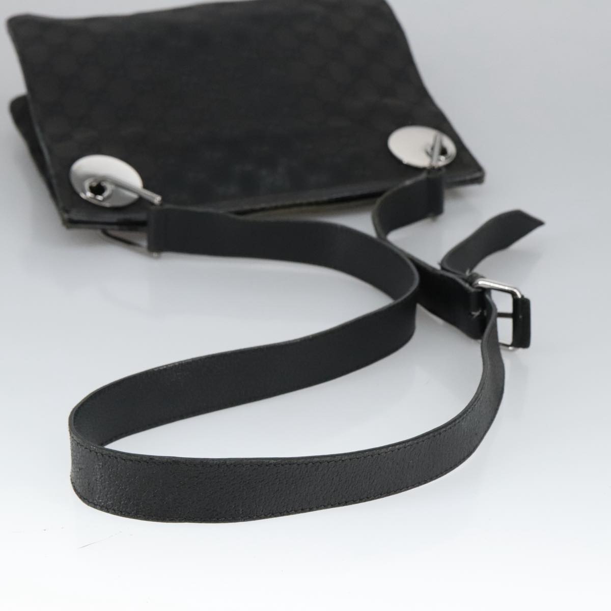 GUCCI GG Canvas Shoulder Bag Black Silver 120841 ep6562