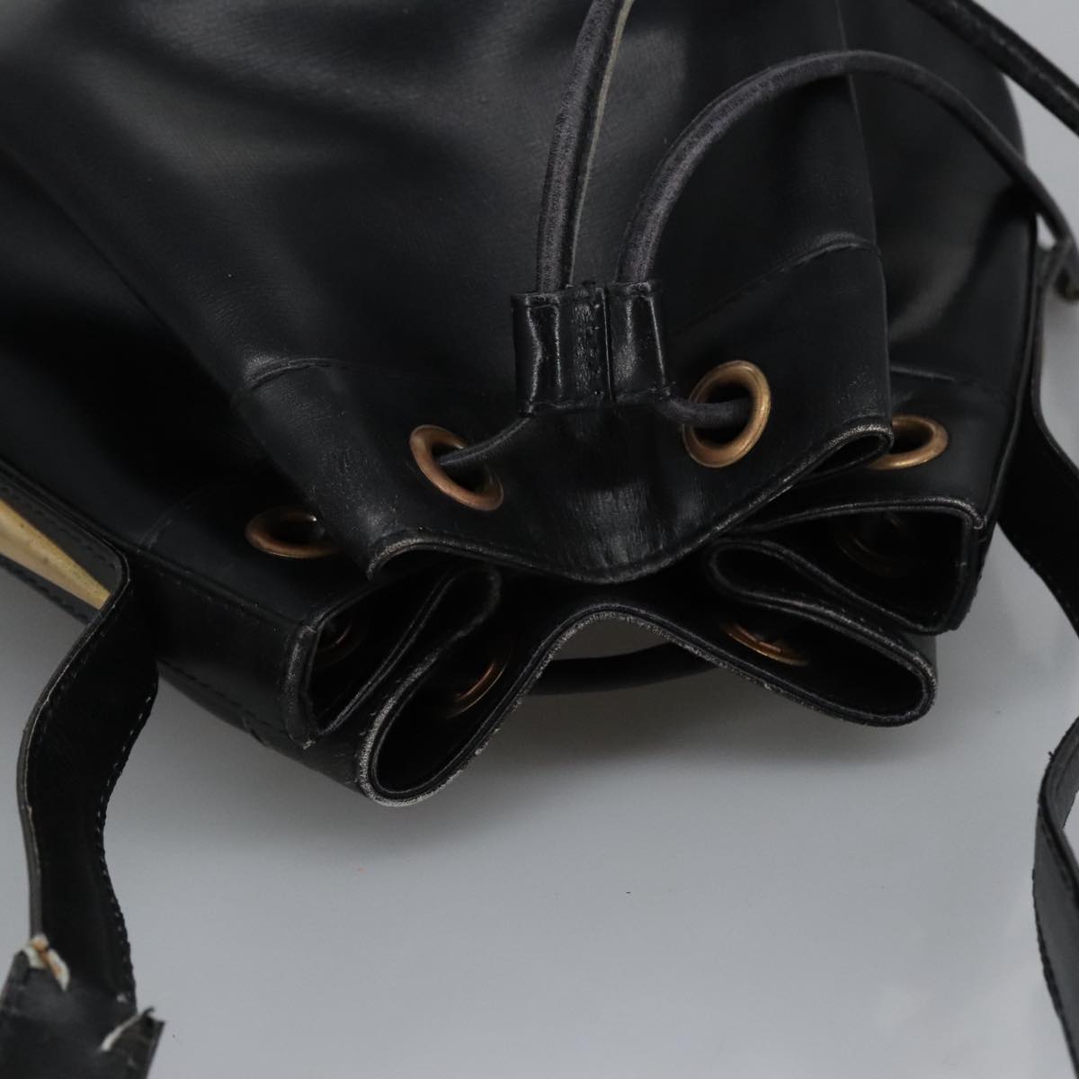GUCCI Shoulder Bag Leather Black Gold ep6571