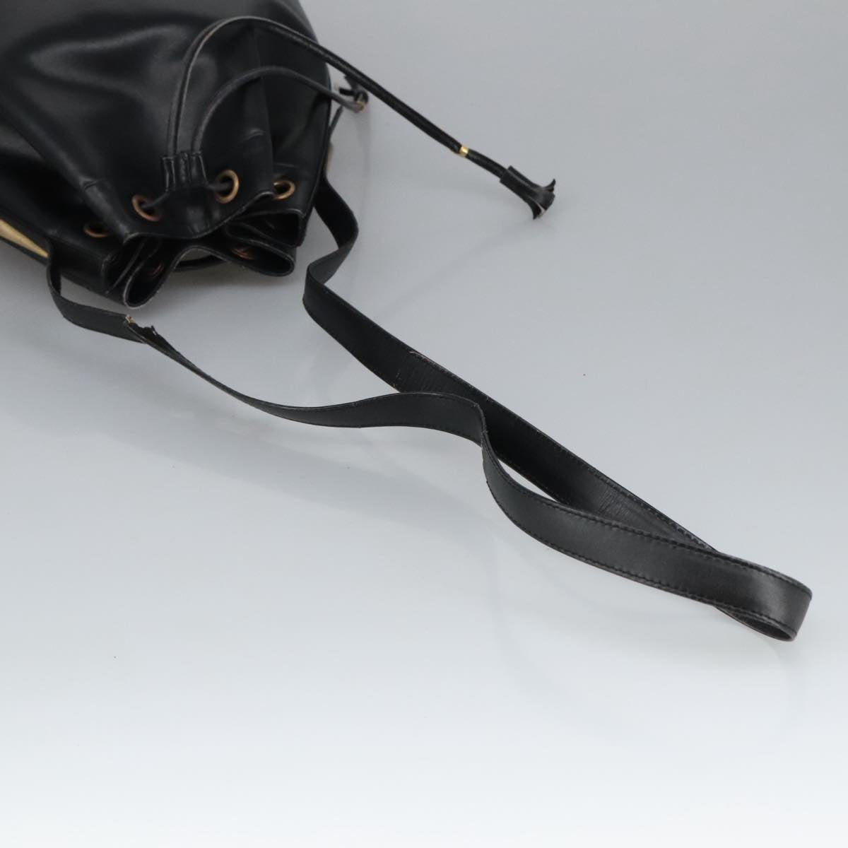 GUCCI Shoulder Bag Leather Black Gold ep6571