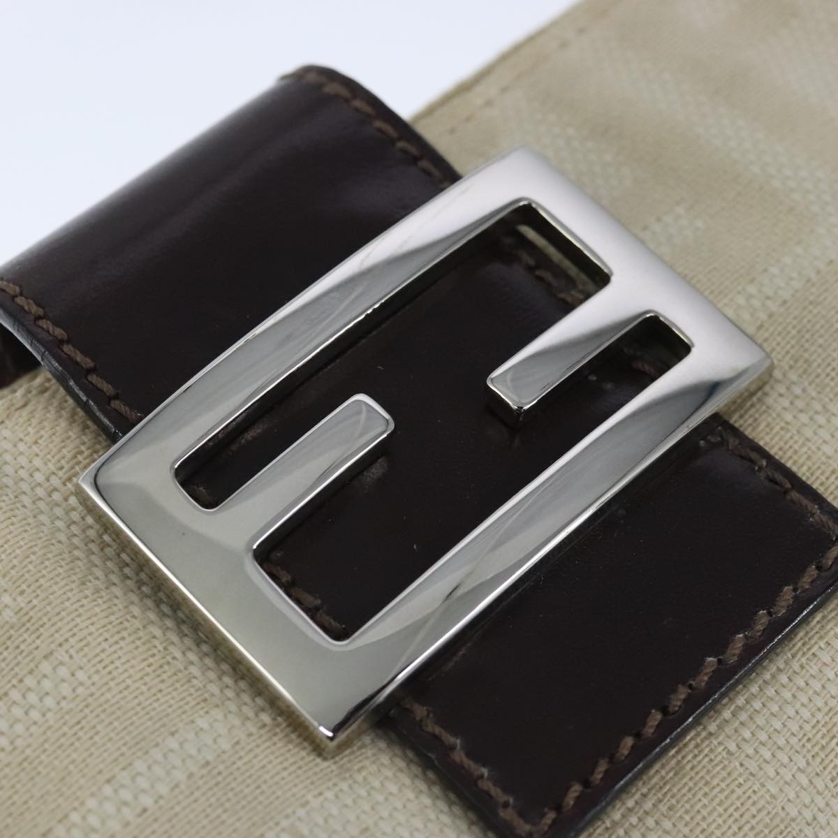 FENDI Zucca Canvas Shoulder Bag Beige Silver ep6651