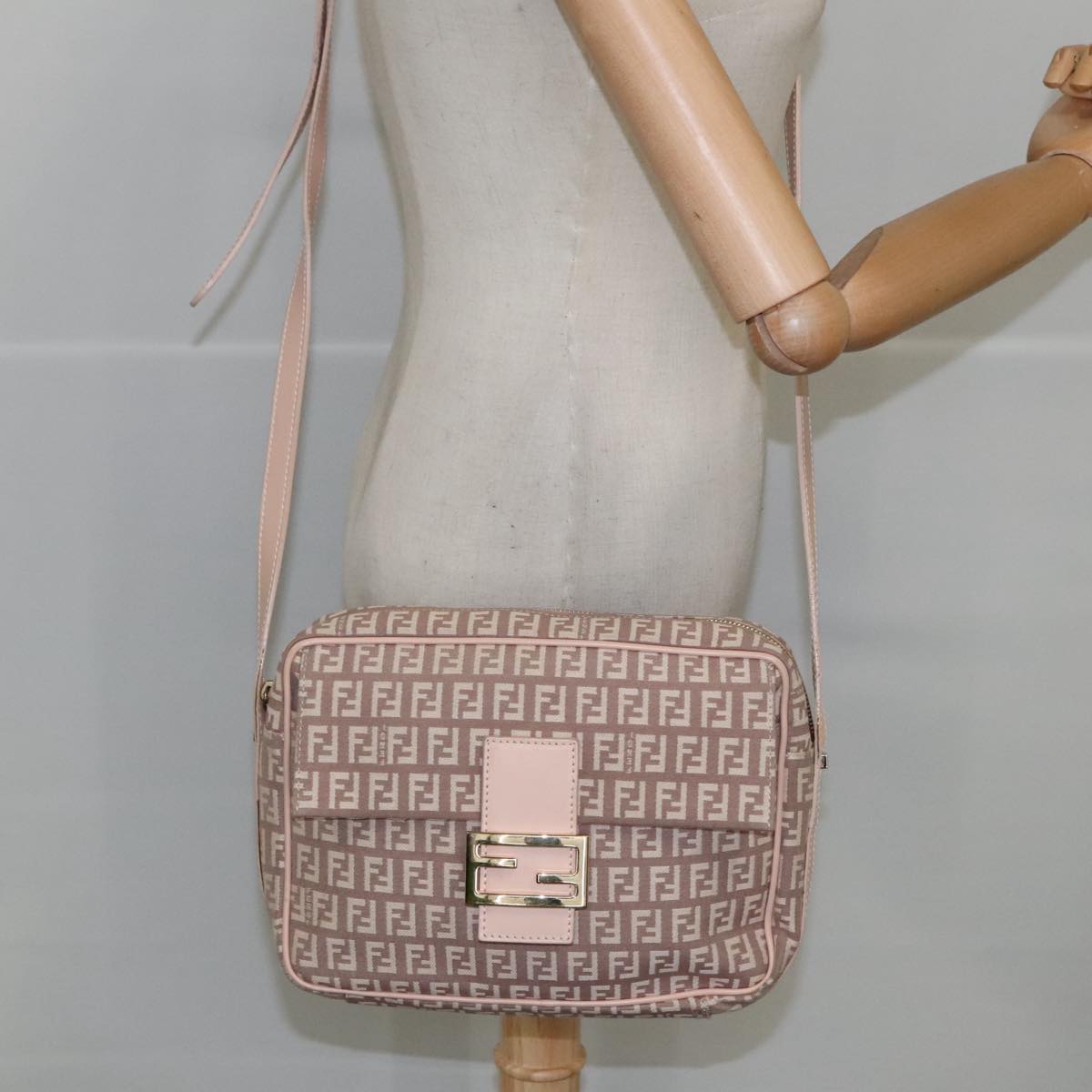 FENDI Zucchino Canvas Shoulder Bag Pink Gold ep6746