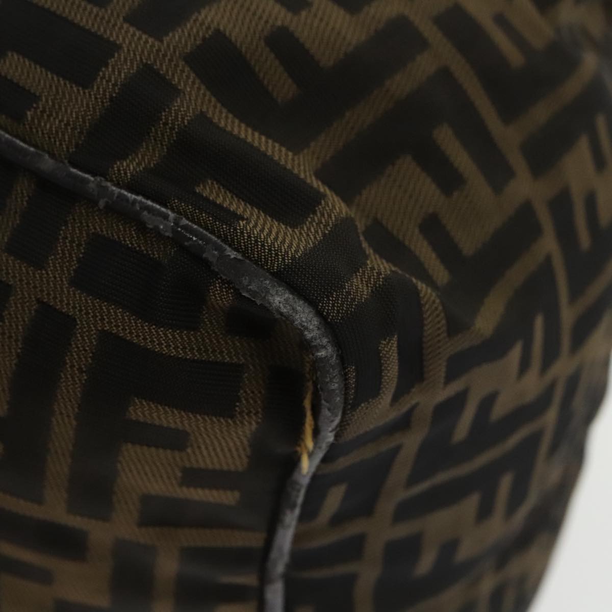 FENDI Zucca Canvas Tote Bag Khaki ep6785