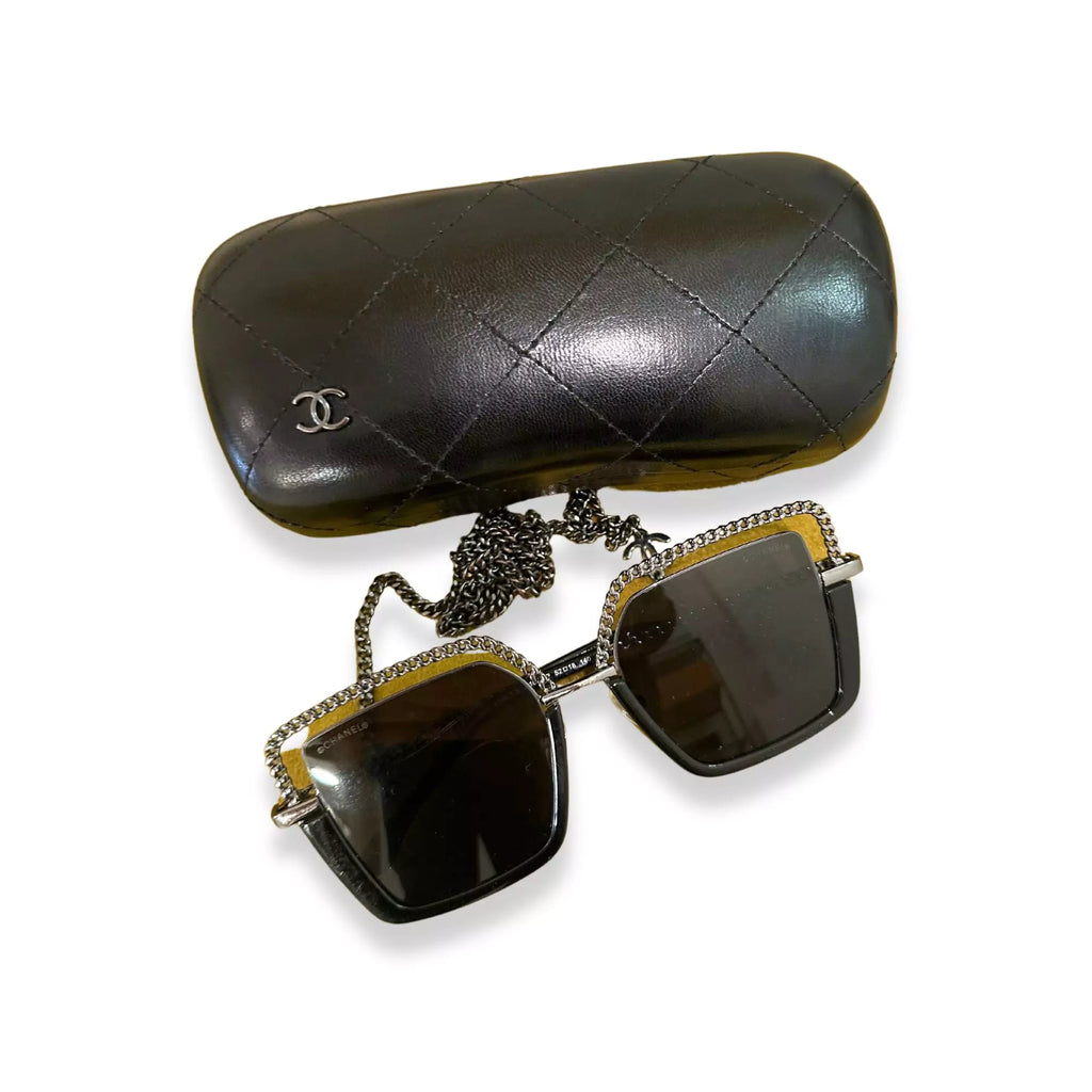 CHANEL BLACK CHAIN SUNGLASSES