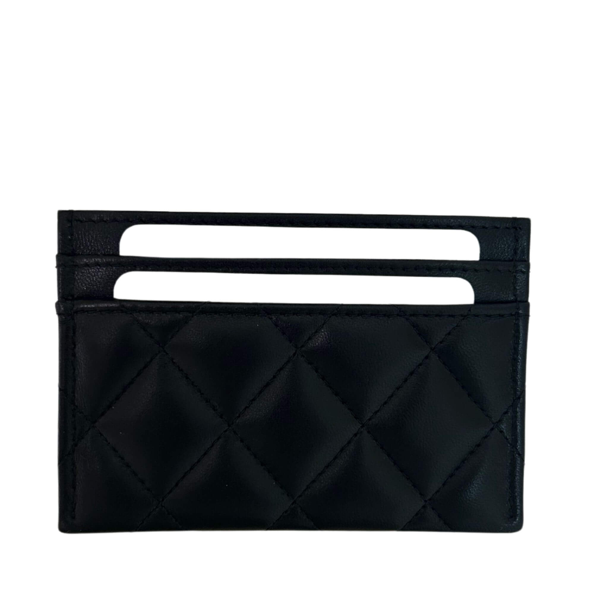 CHANEL BLACK LEATHER CLASSIC PEARLS CARDHOLDER