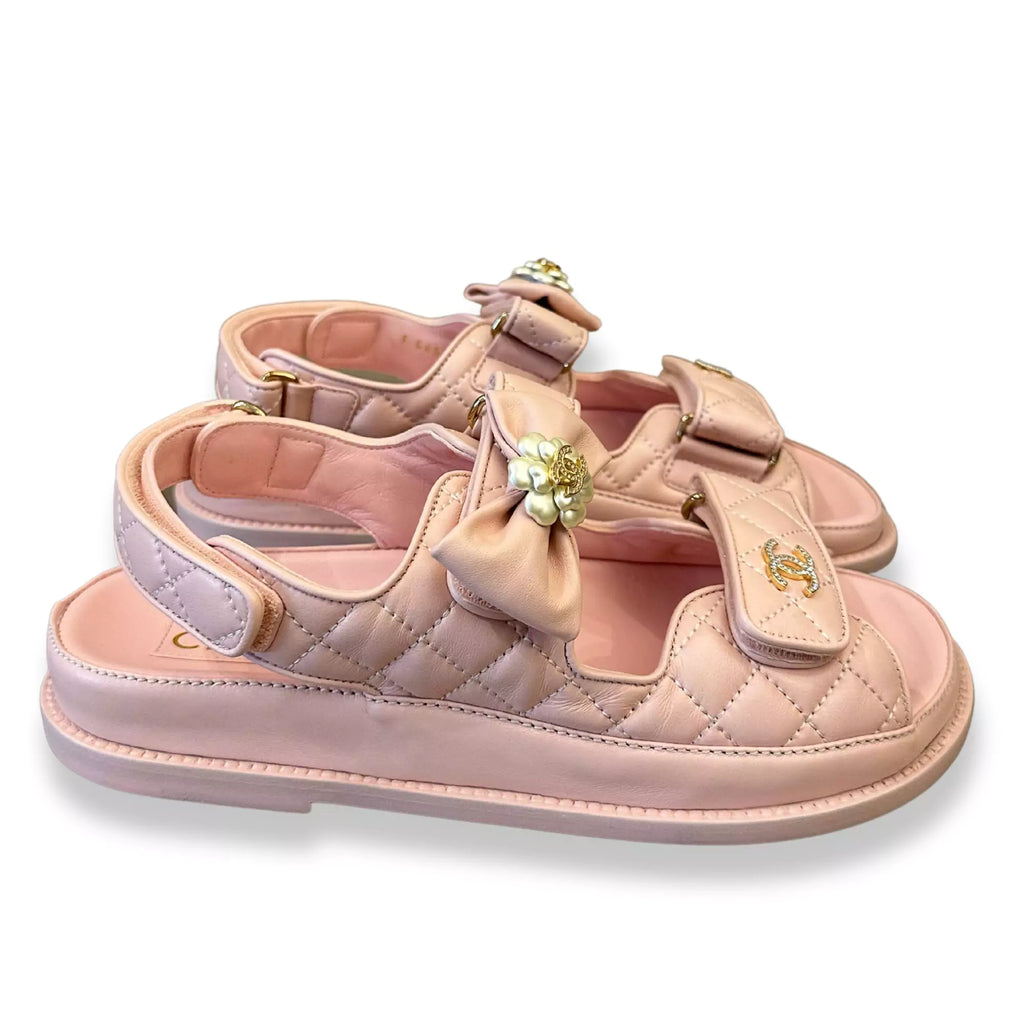 CHANEL LIGHT PINK LEATHER DAD SANDALS