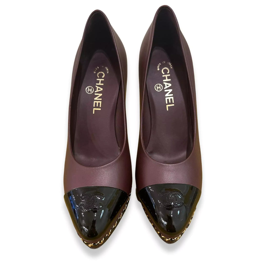 CHANEL BURGUNDY LEATHER CHAIN PUMPS