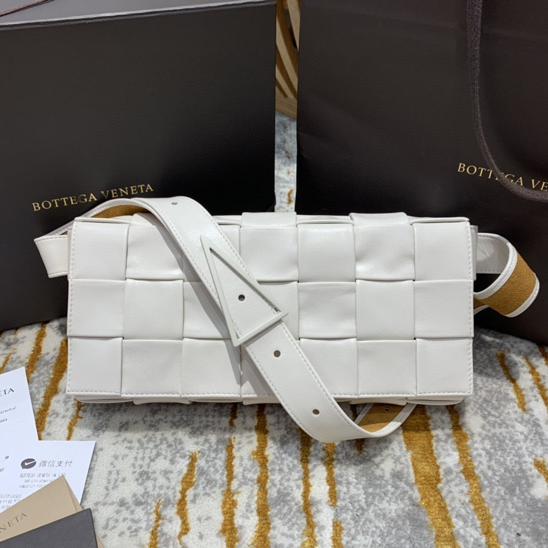 GLAMI Brick Cassette Bag For Women 11in/28cm In White