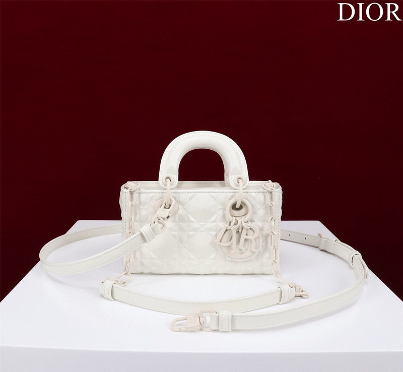ELE - Dir Bags - 1673